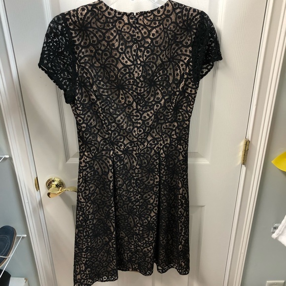 Beautiful Black Lace Dress - Picture 2 of 2